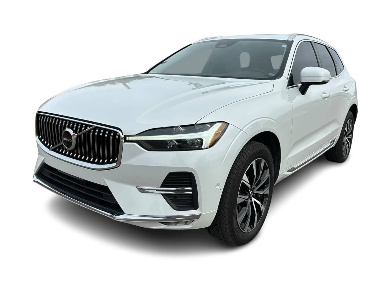 2023 Volvo XC60 B5 Plus -
                Santa Fe, NM