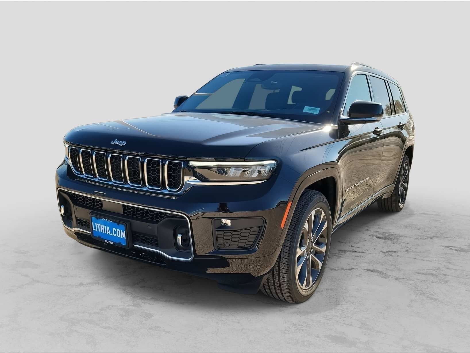 2025 Jeep Grand Cherokee L Overland's photo