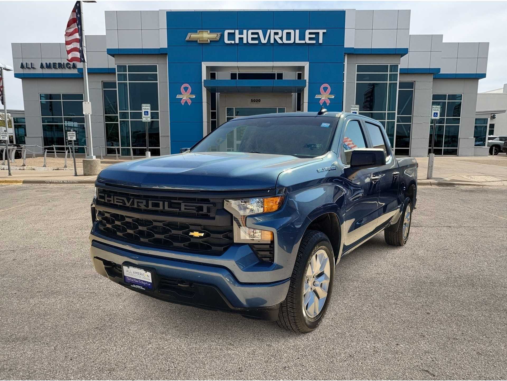 2024 Chevrolet Silverado 1500 Custom's photo