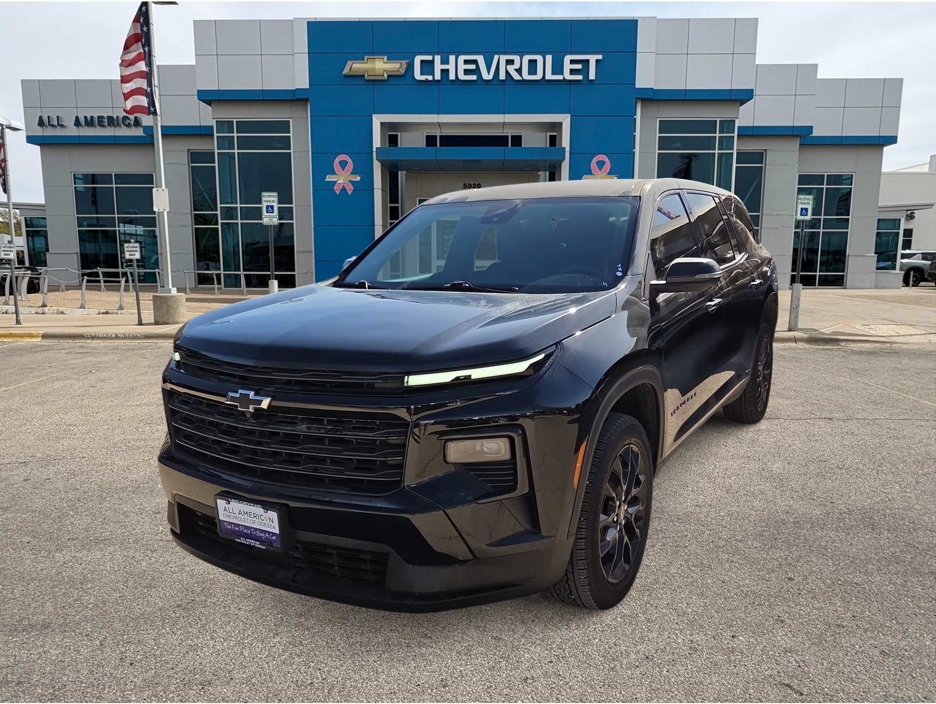 2024 Chevrolet Traverse LS's photo