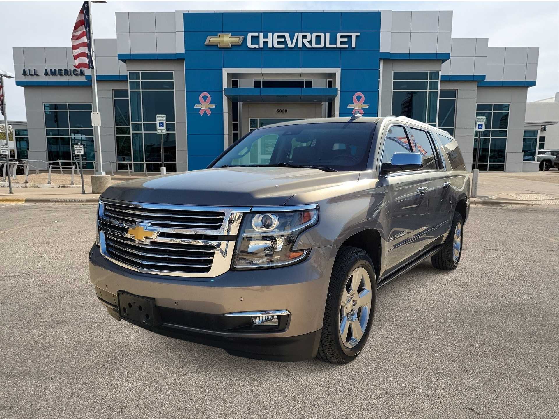 2017 Chevrolet Suburban Premier's photo