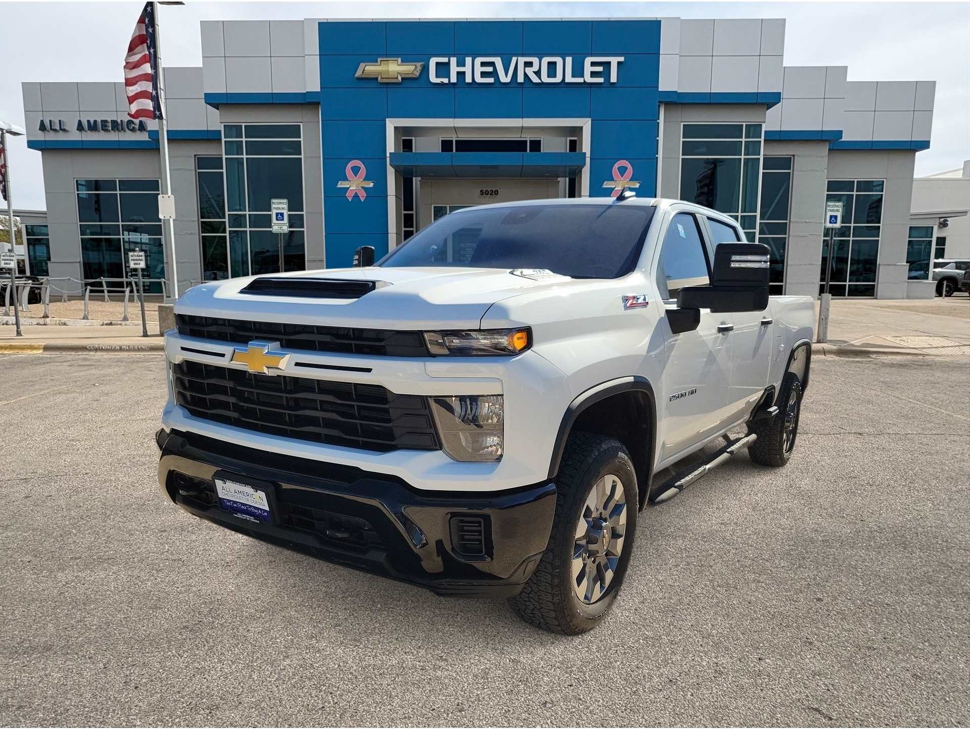 2024 Chevrolet Silverado 2500HD Custom's photo