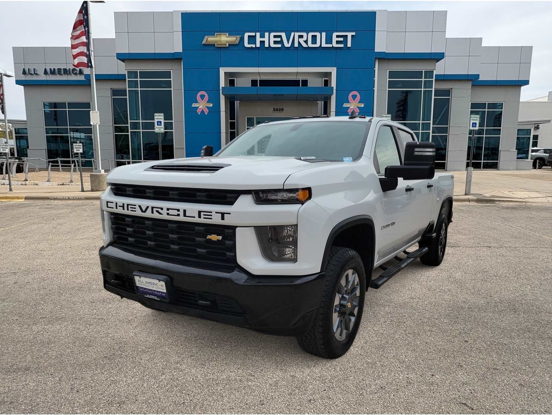 2023 Chevrolet Silverado 2500HD Custom's photo