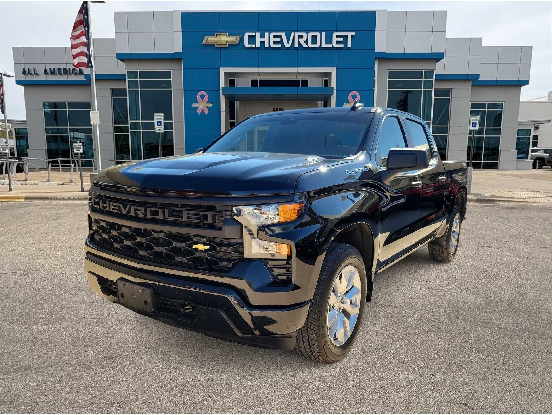 2024 Chevrolet Silverado 1500 Custom's photo