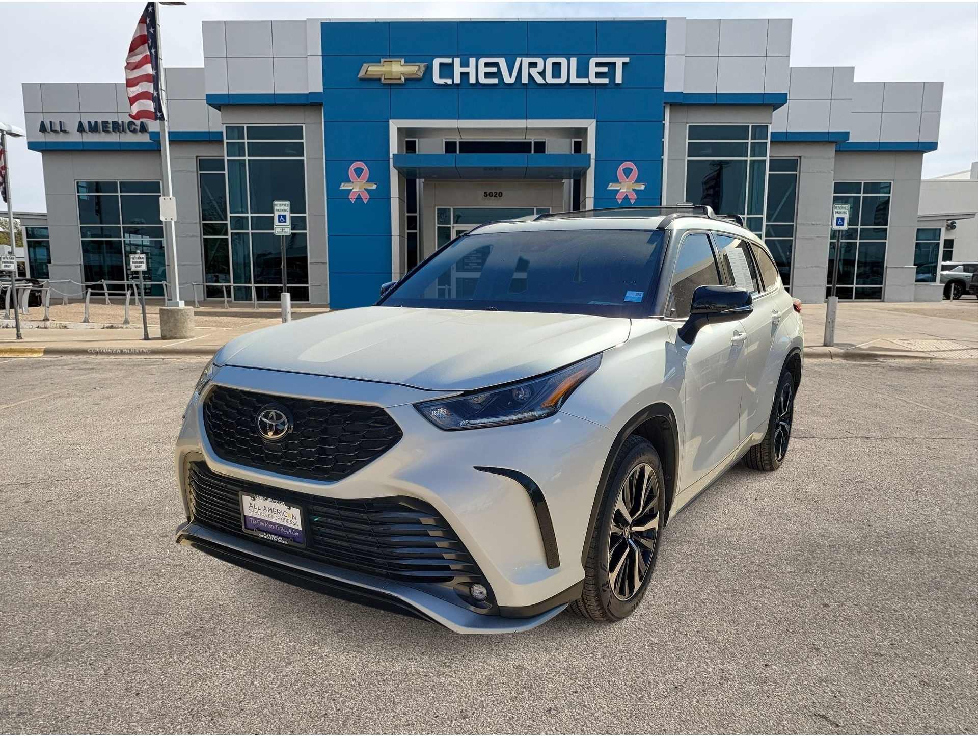 2021 Toyota Highlander XSE's photo