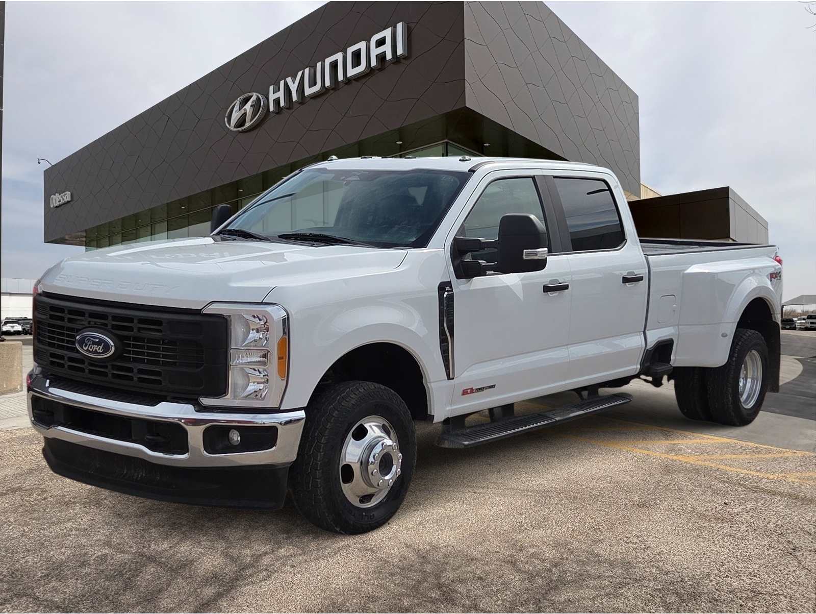 2023 Ford F-350 Super Duty XL