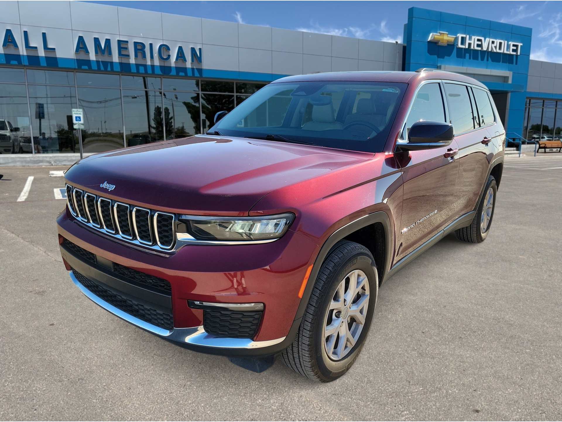2022 Jeep Grand Cherokee L Limited's photo
