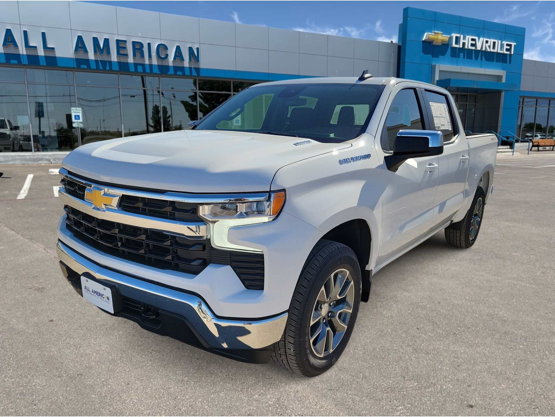 2026 Chevrolet Silverado 1500 LT's photo