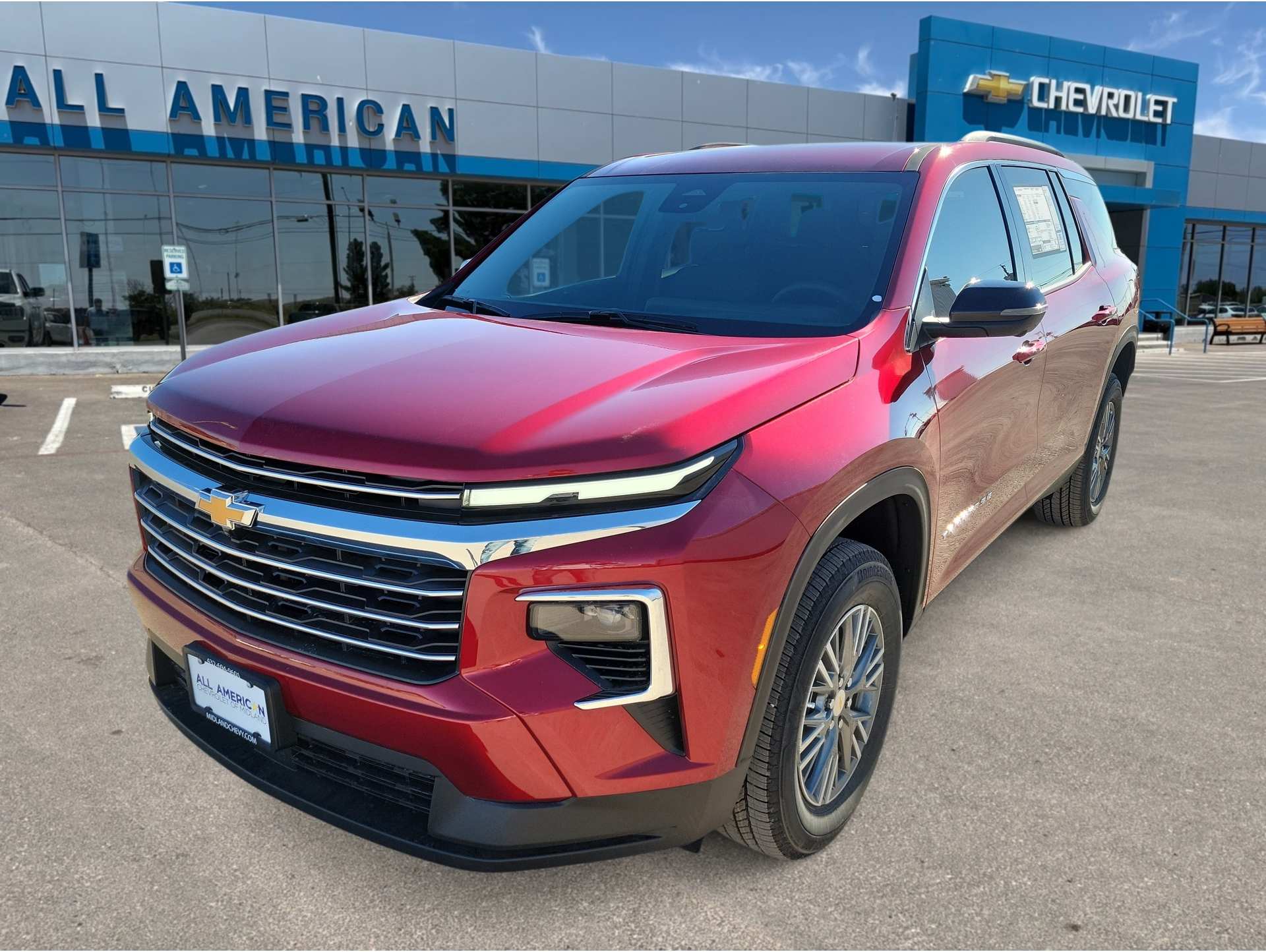 2026 Chevrolet Traverse LT's photo