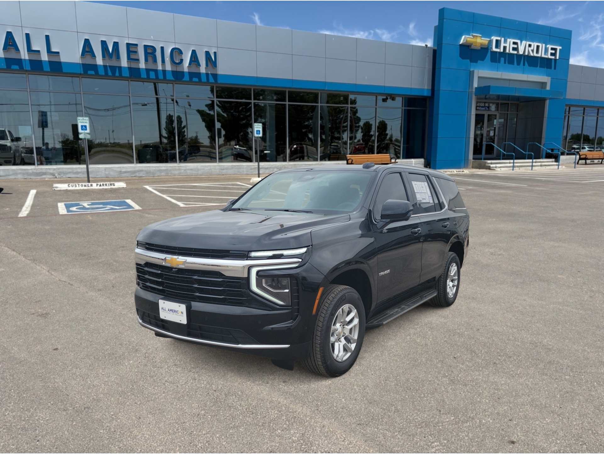 2025 Chevrolet Tahoe LS's photo