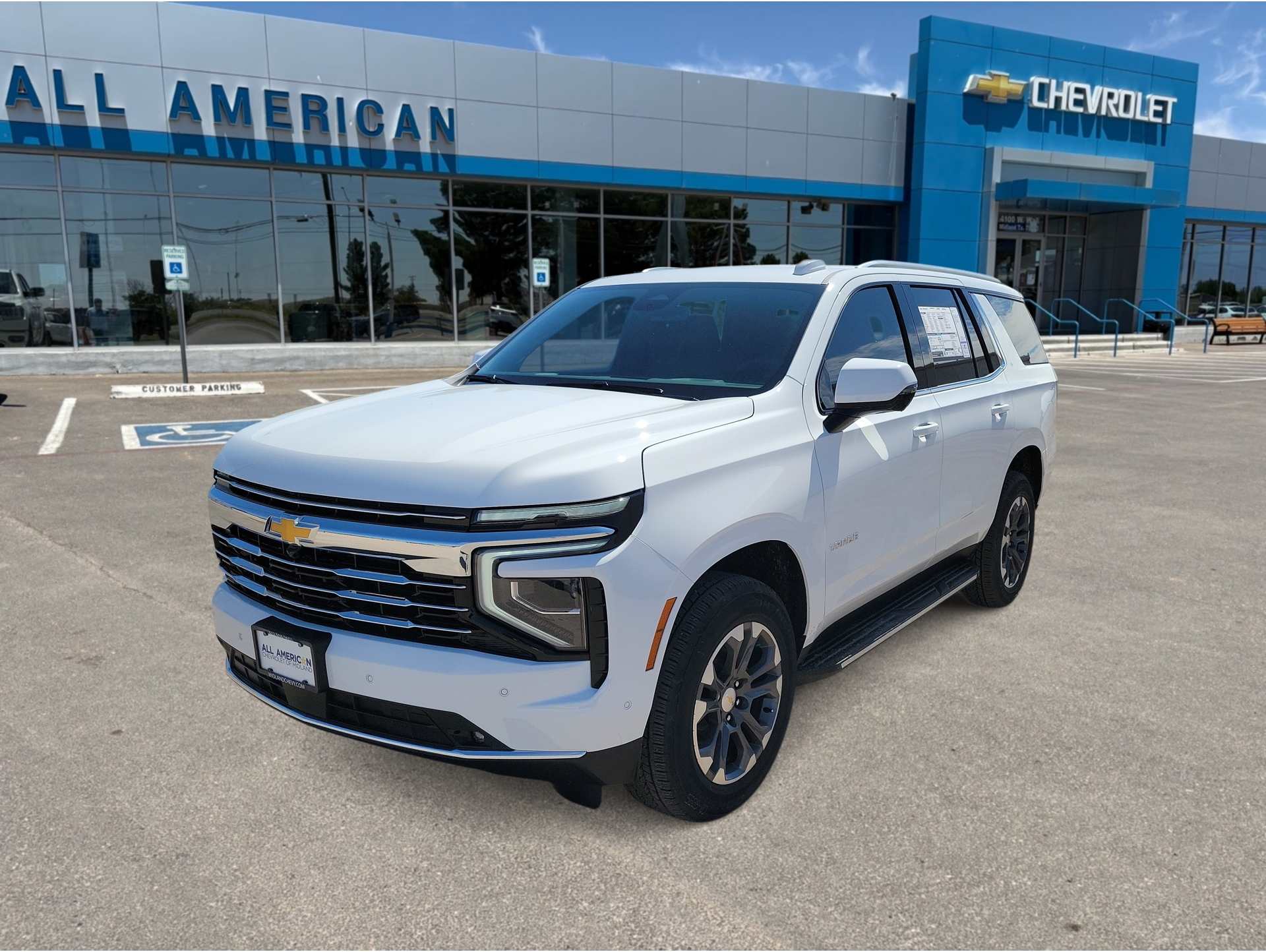 2026 Chevrolet Tahoe LT's photo