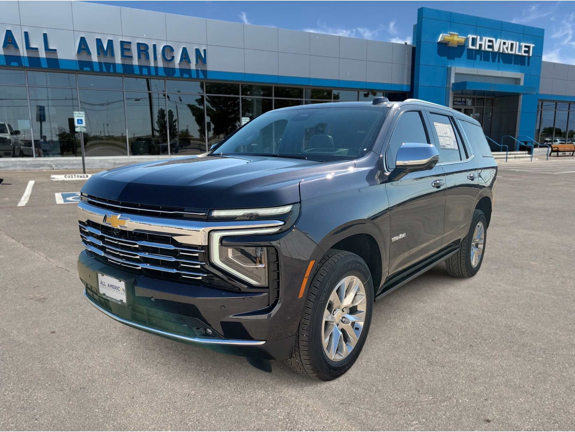 2026 Chevrolet Tahoe Premier's photo