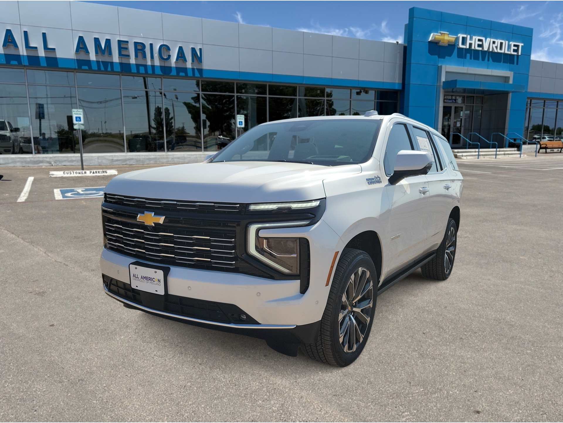 2025 Chevrolet Tahoe High Country's photo