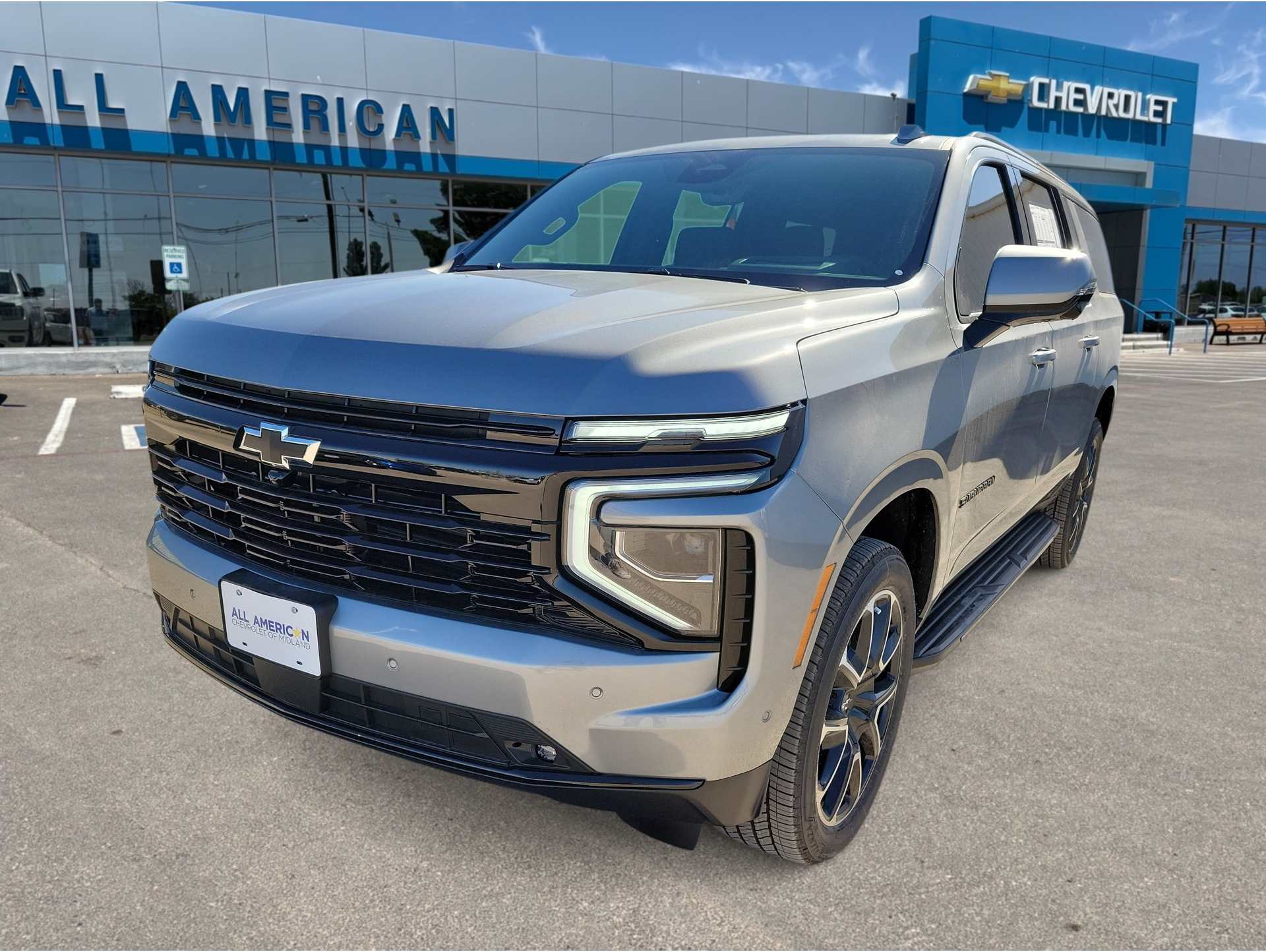 2026 Chevrolet Suburban RST's photo