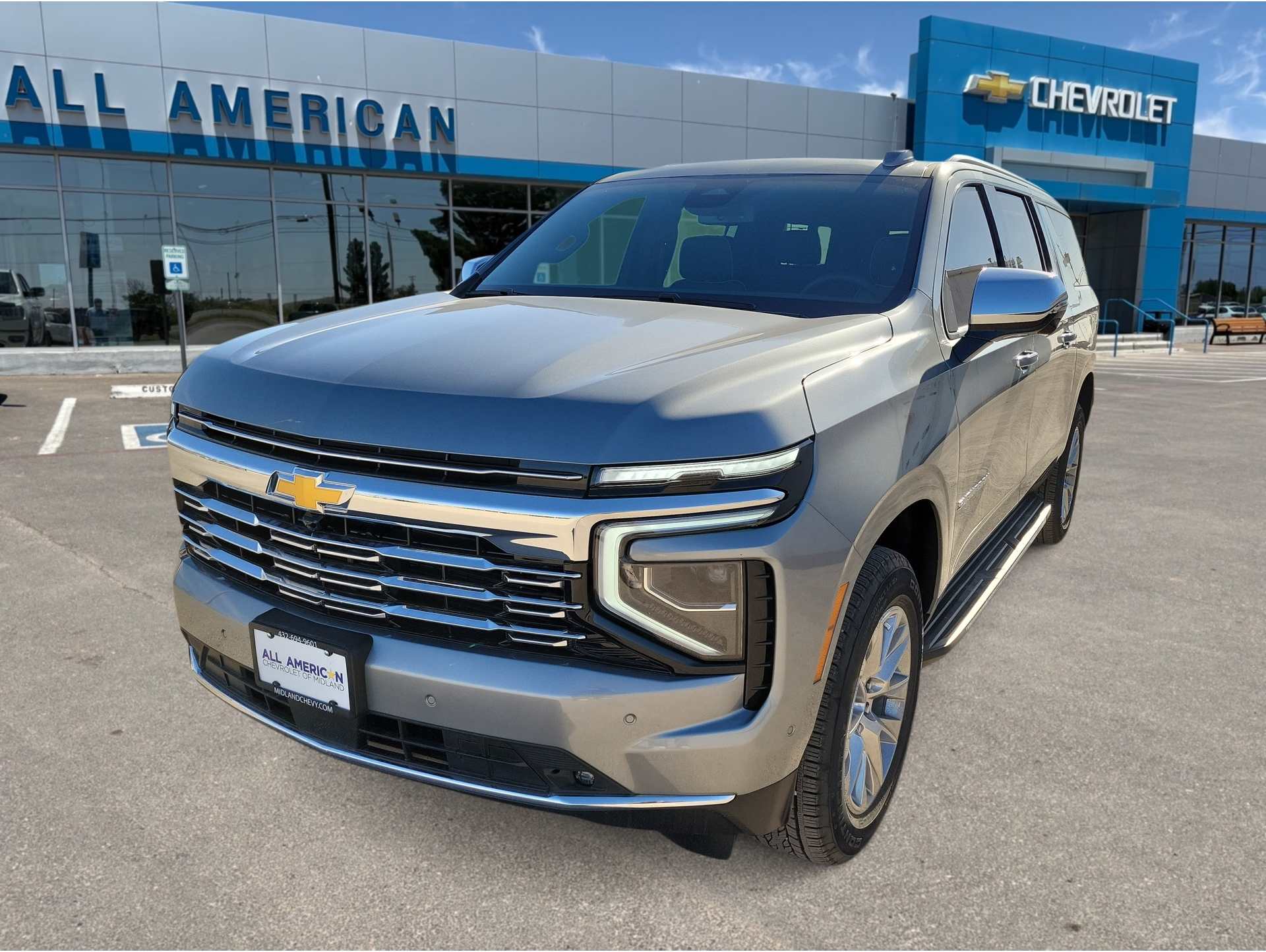 2026 Chevrolet Suburban Premier's photo