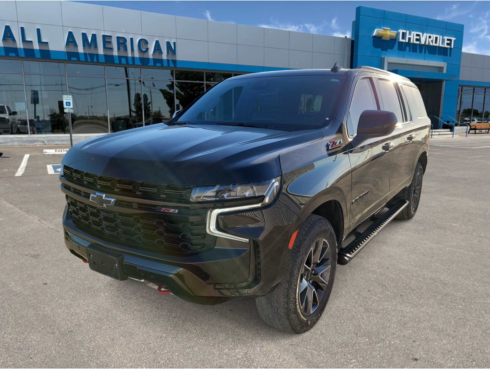 2023 Chevrolet Suburban Z71's photo