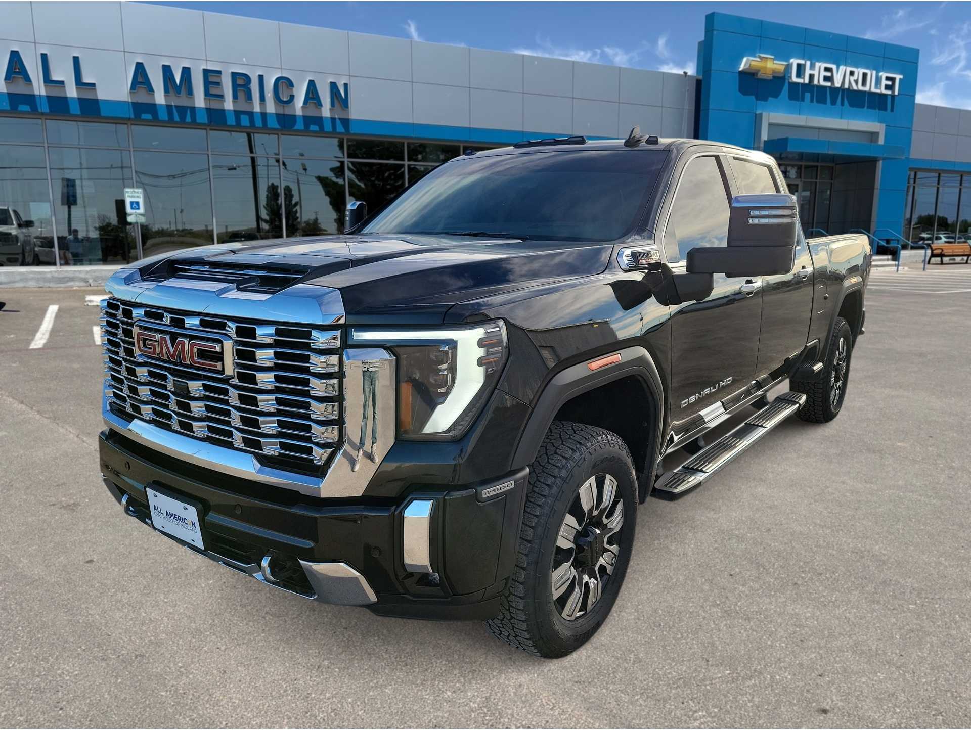 2024 GMC Sierra 2500HD Denali's photo