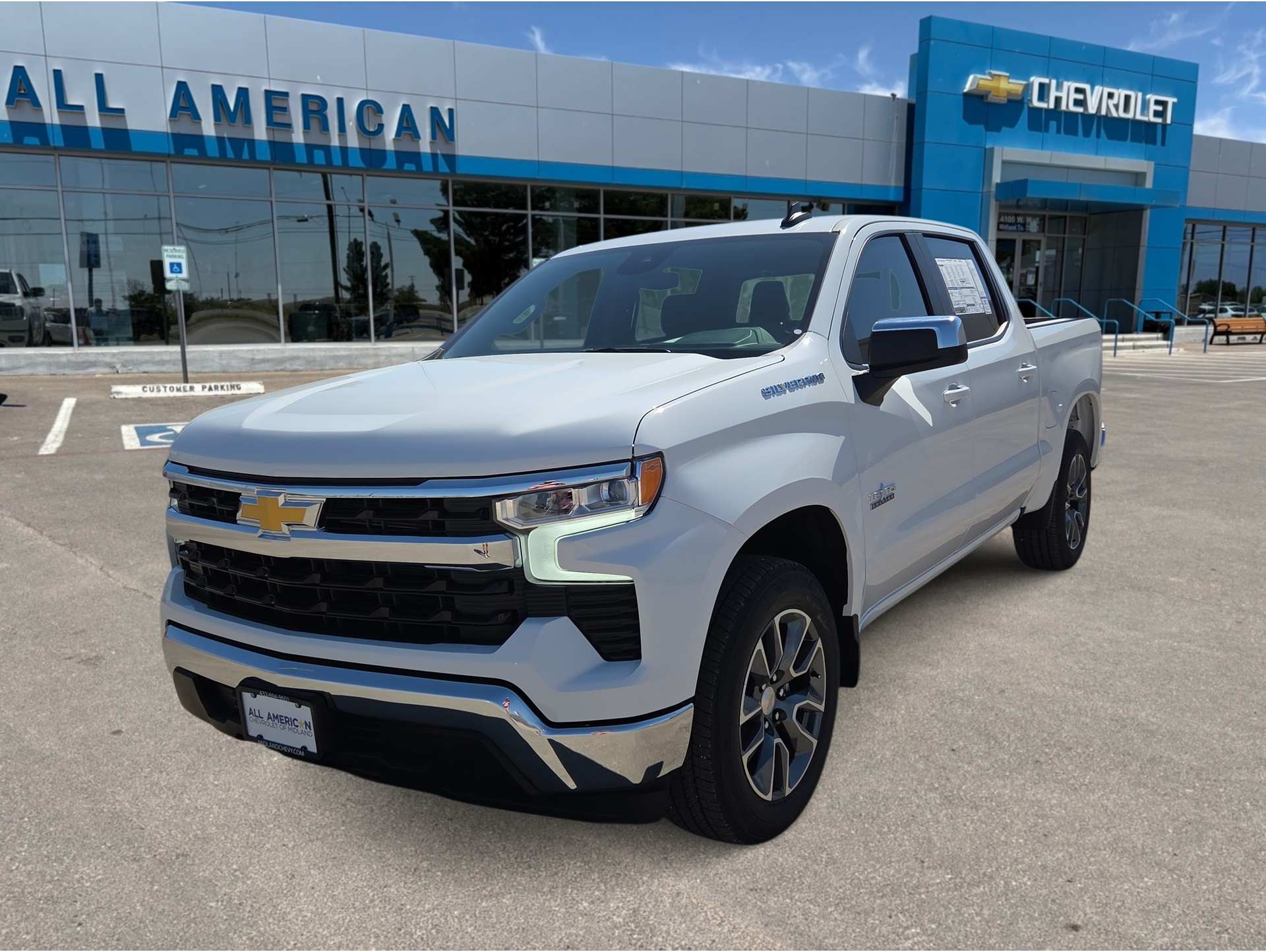 2026 Chevrolet Silverado 1500 LT's photo