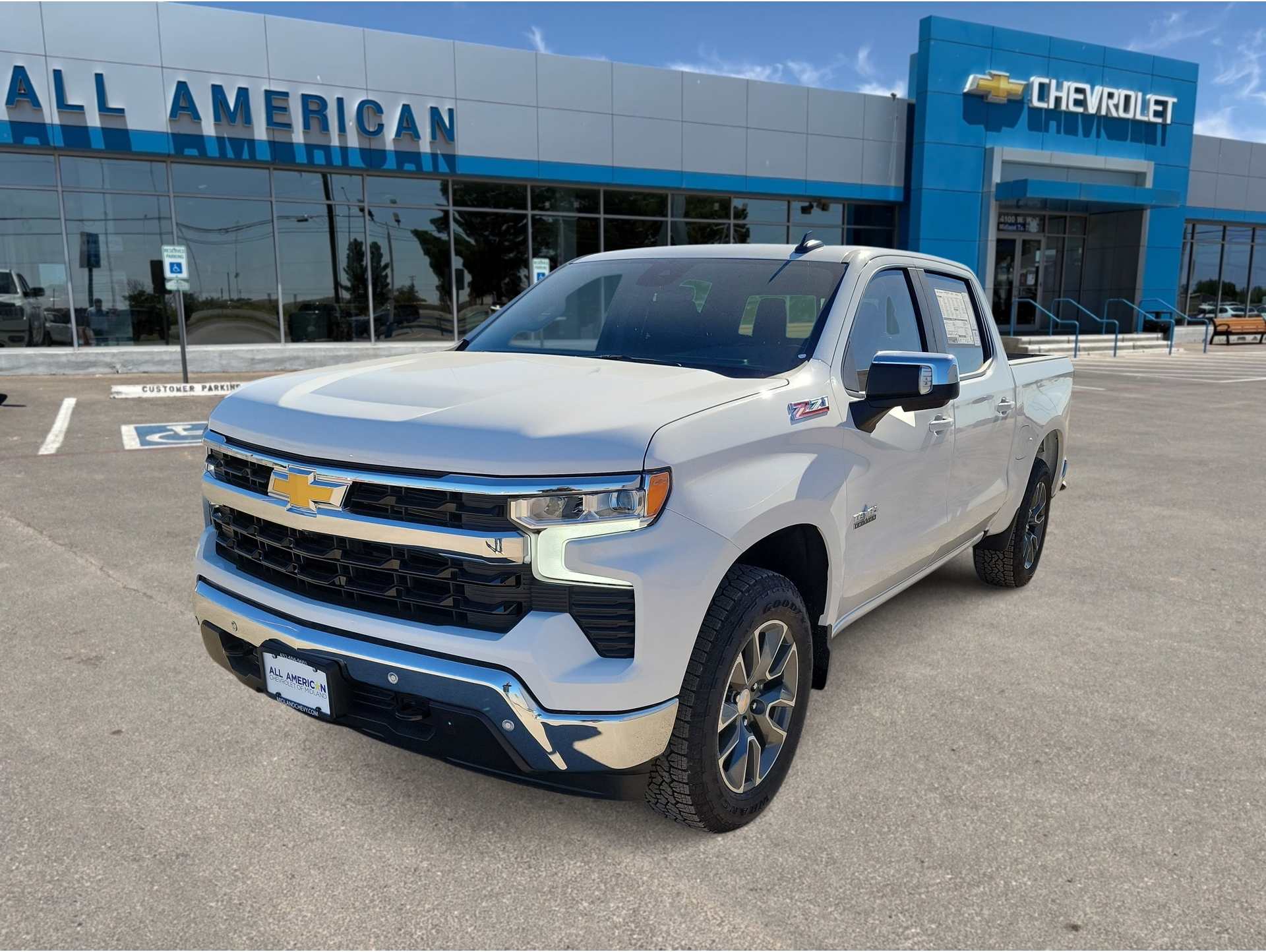 2026 Chevrolet Silverado 1500 LT's photo