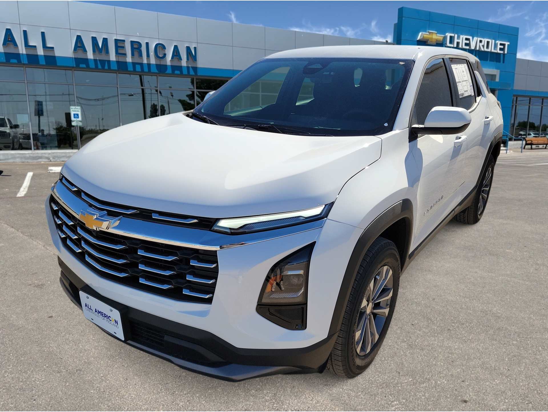 2026 Chevrolet Equinox LT's photo