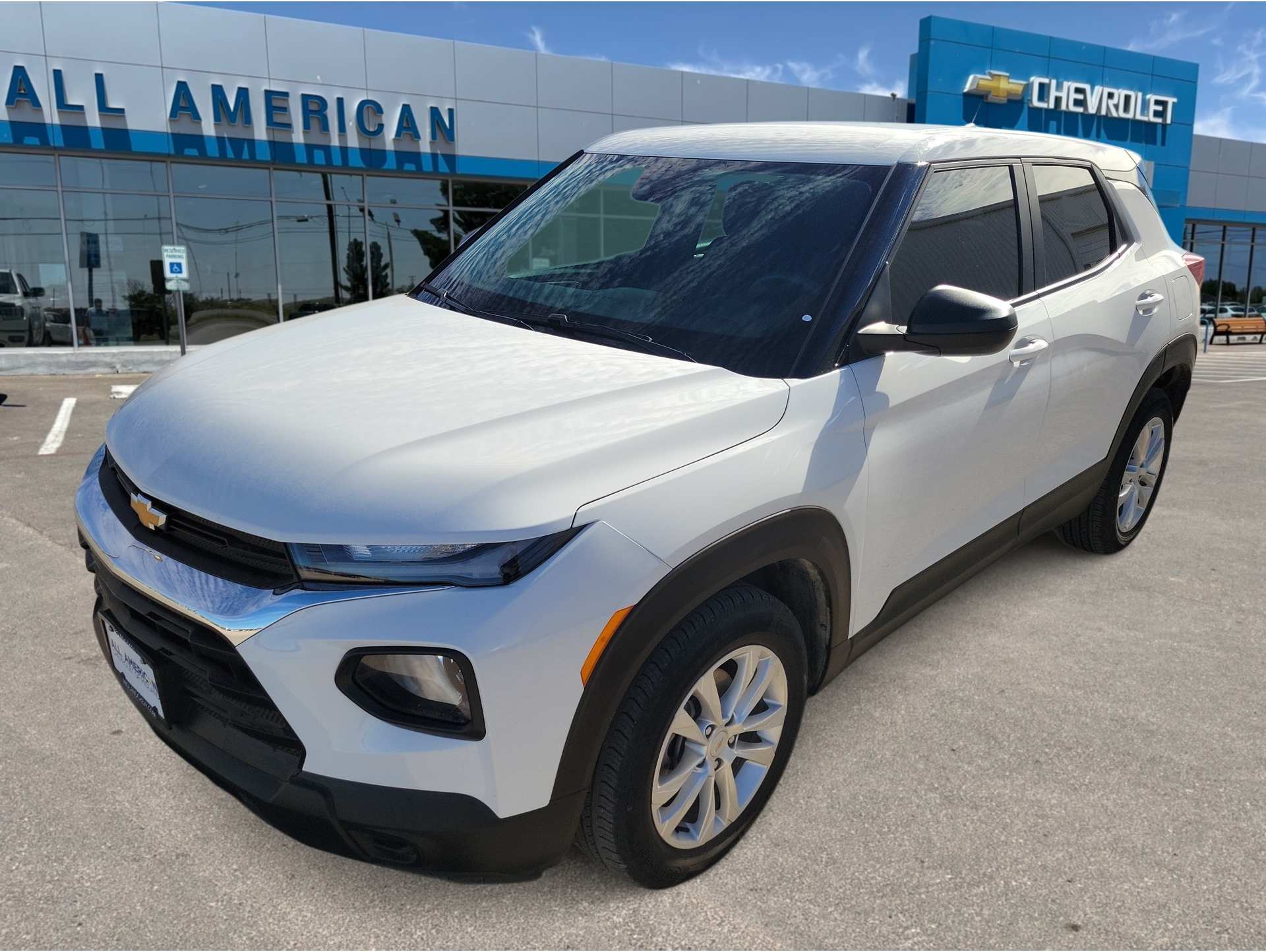 2023 Chevrolet TrailBlazer LS's photo