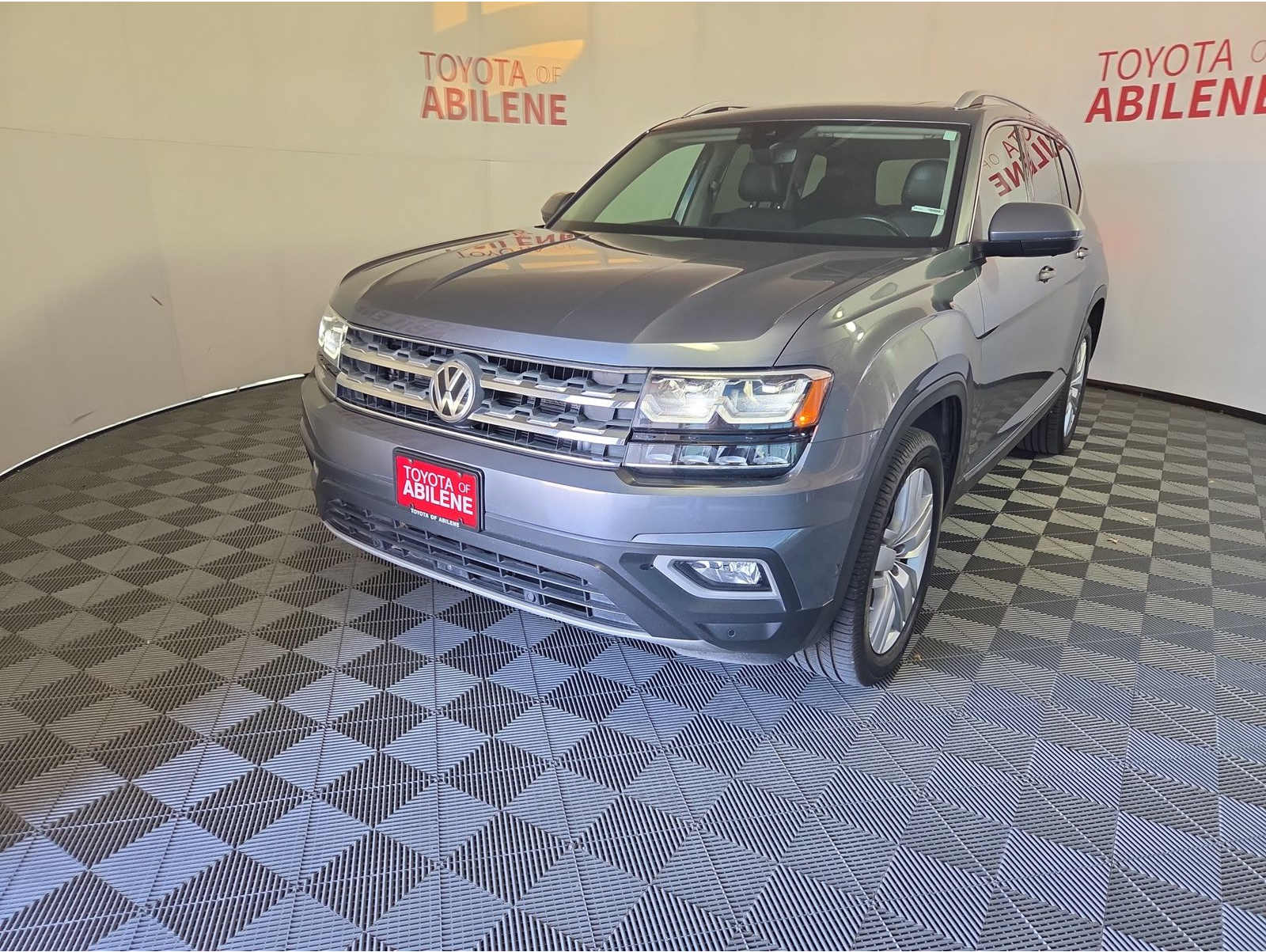 2018 Volkswagen Atlas SEL Premium