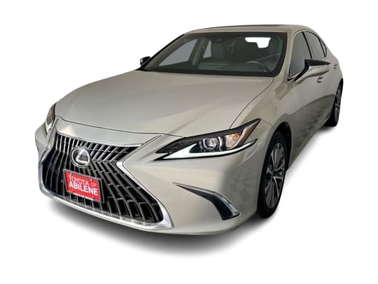 2022 Lexus ES 350 Hero Image