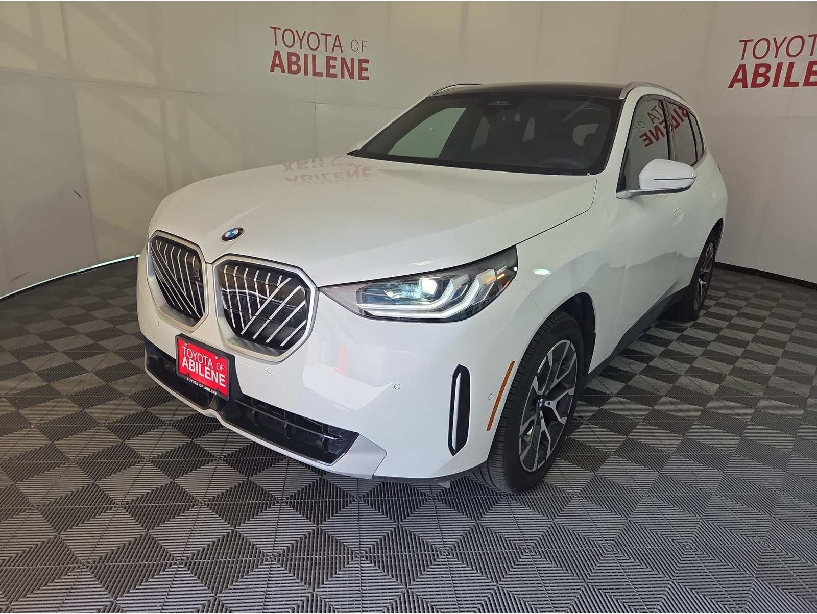 2026 BMW X3 30