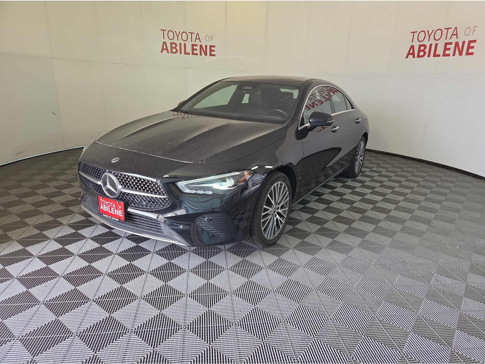 2025 Mercedes-Benz CLA 250