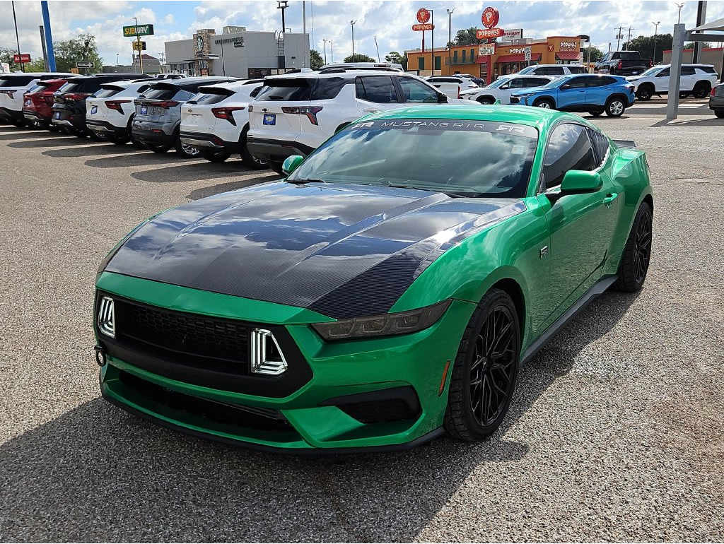 2025 Ford Mustang EcoBoost