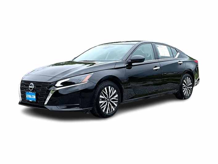 Thumbnail: 2025 Nissan Altima - 1