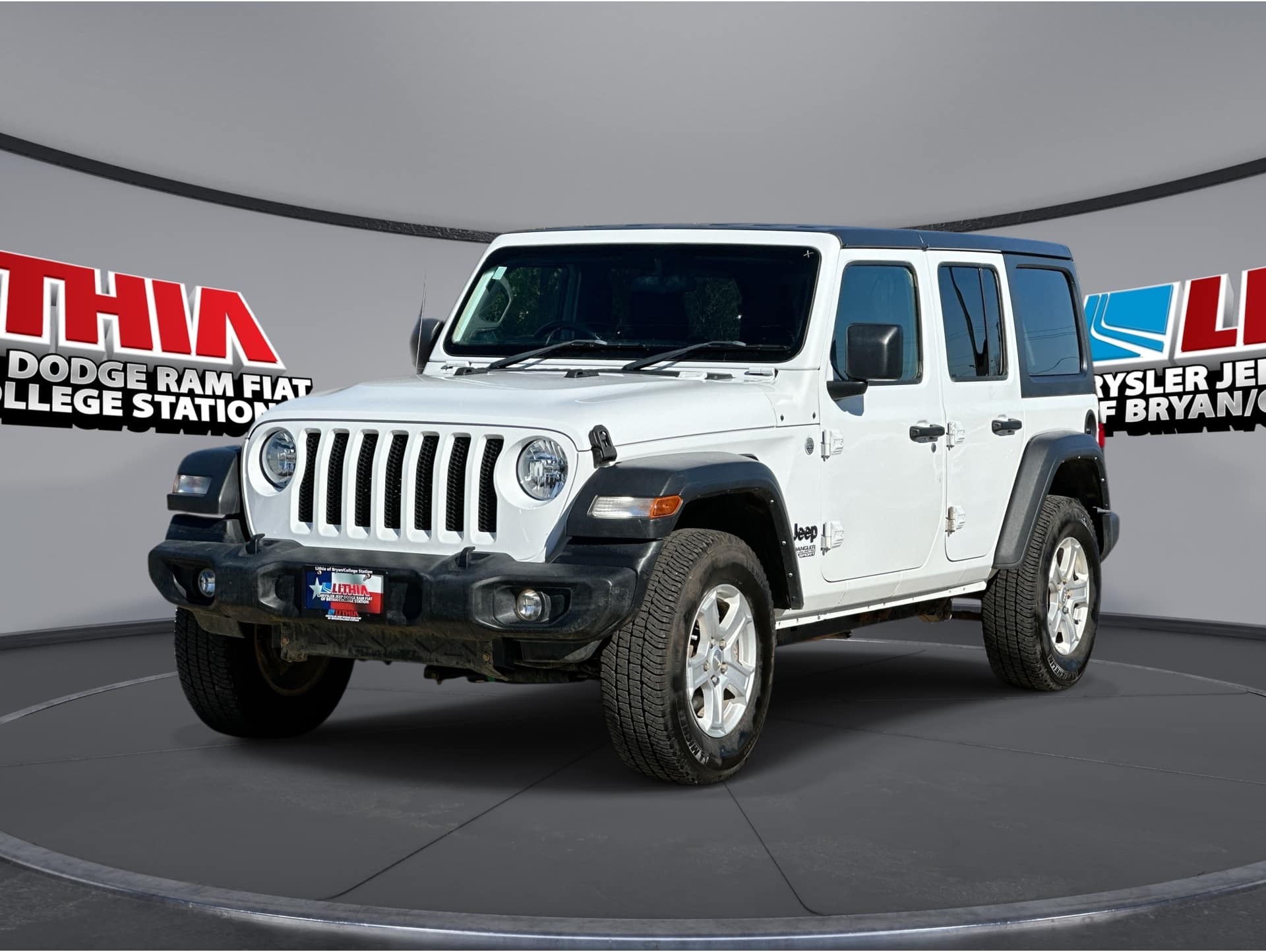 2021 Jeep Wrangler Sport's photo