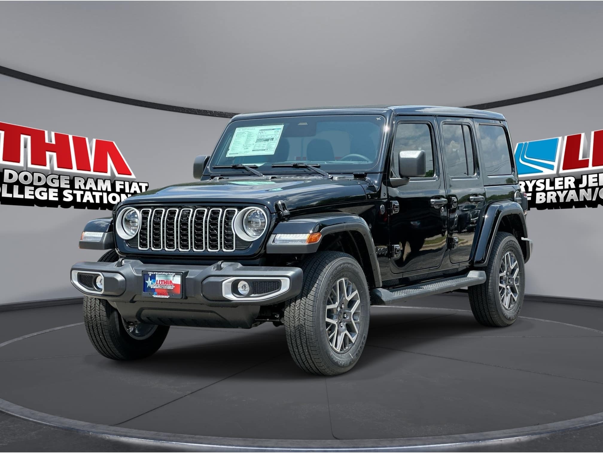 2025 Jeep Wrangler 4-Door Sahara's photo