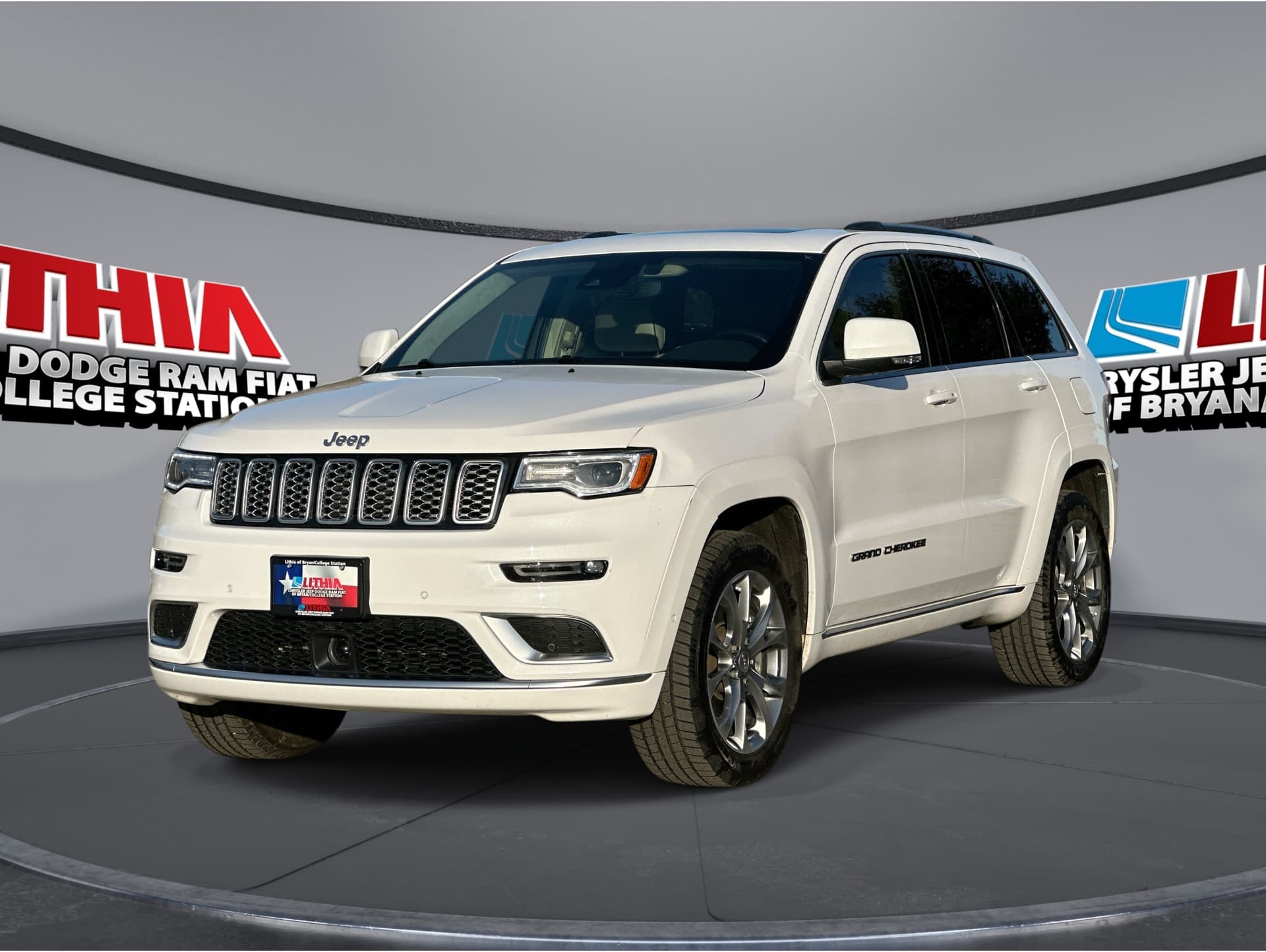 2021 Jeep Grand Cherokee Summit's photo