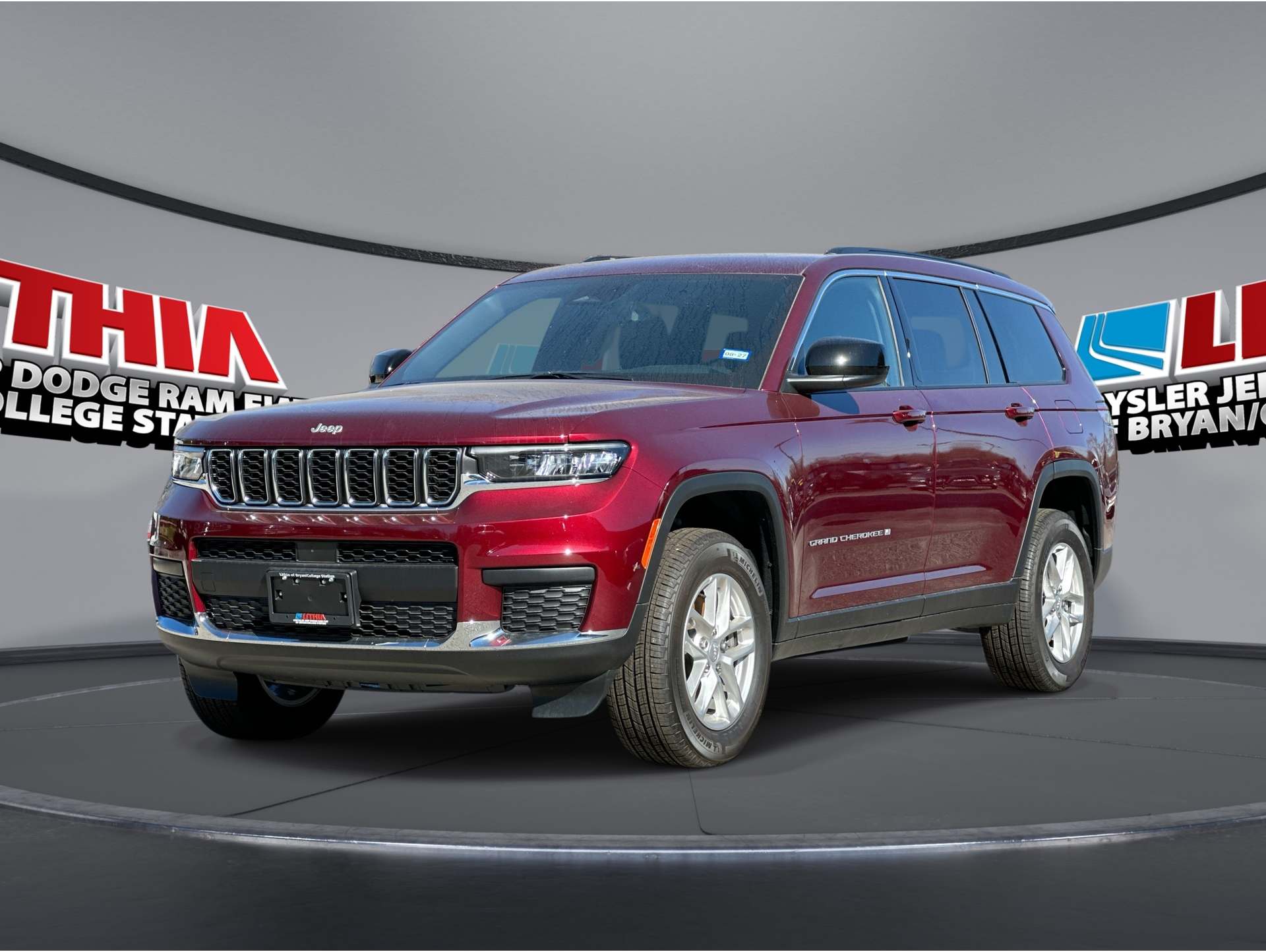 2025 Jeep Grand Cherokee L Laredo's photo