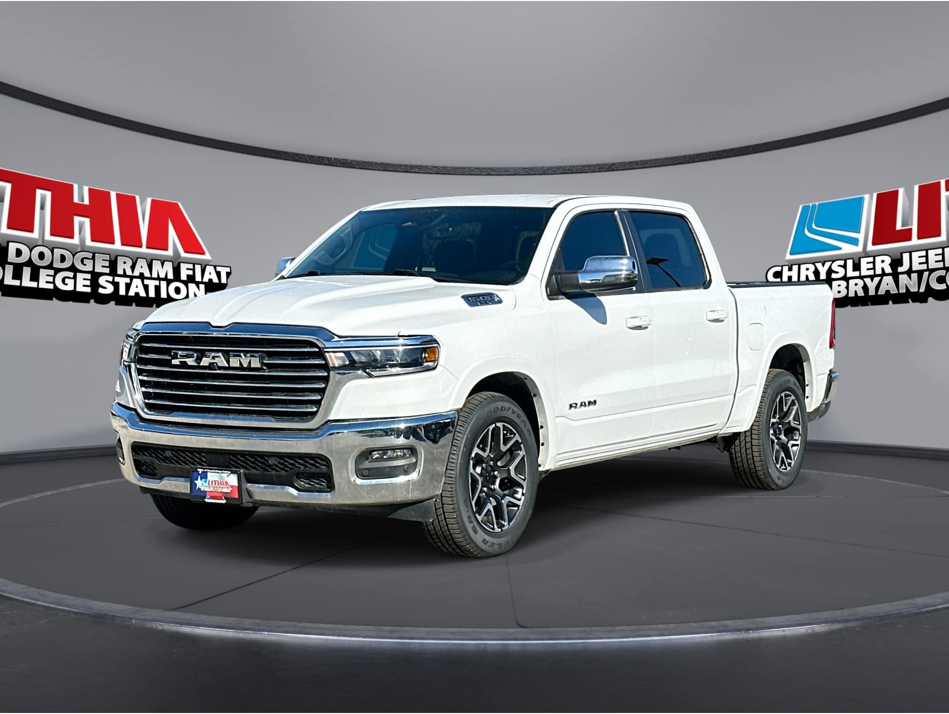 2025 RAM Ram 1500 Pickup Laramie's photo