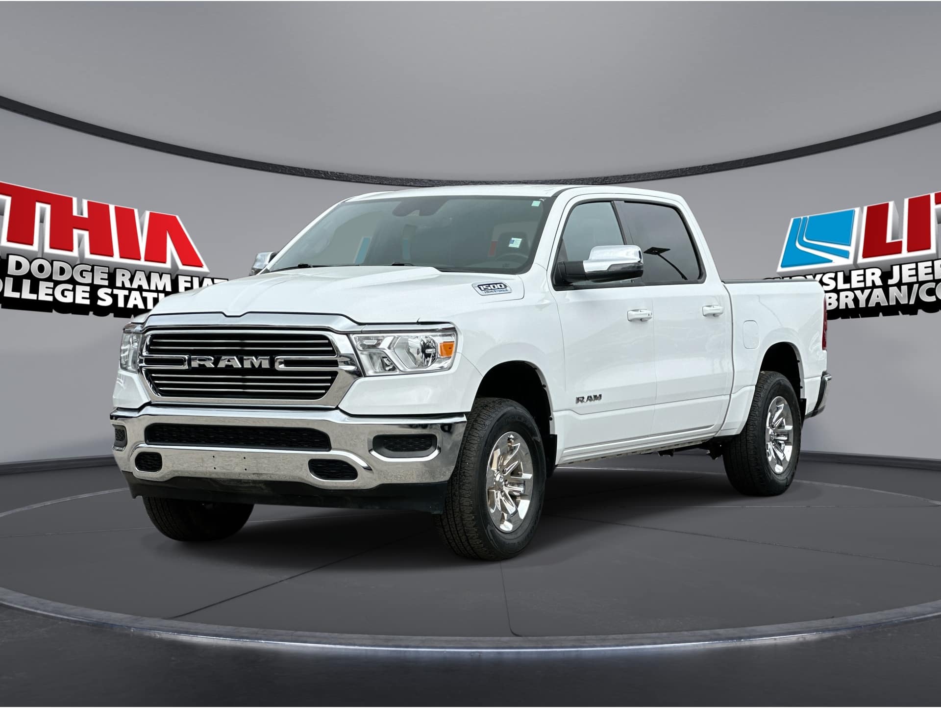 2024 RAM Ram 1500 Pickup Laramie's photo