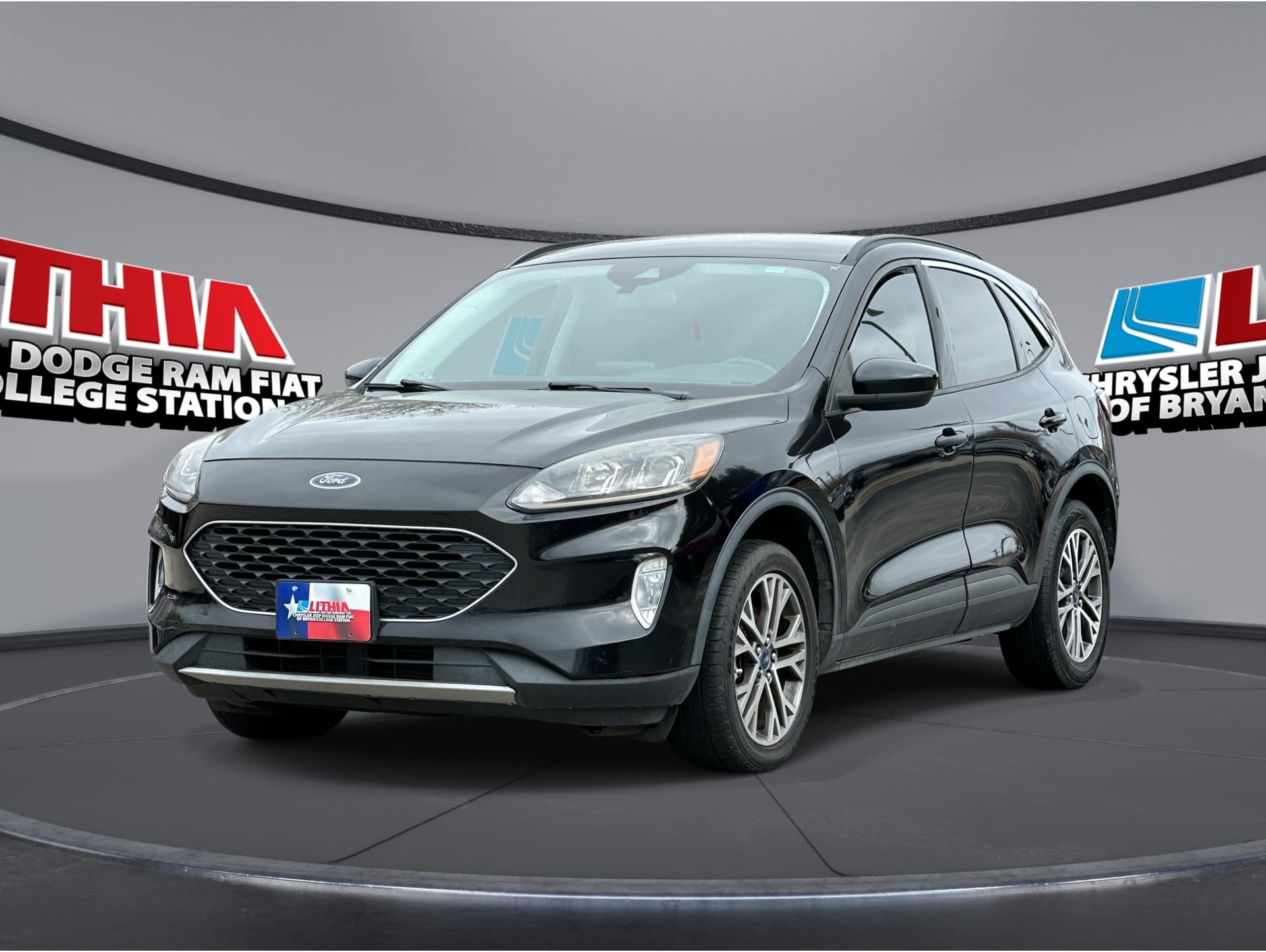 2021 Ford Escape SEL's photo