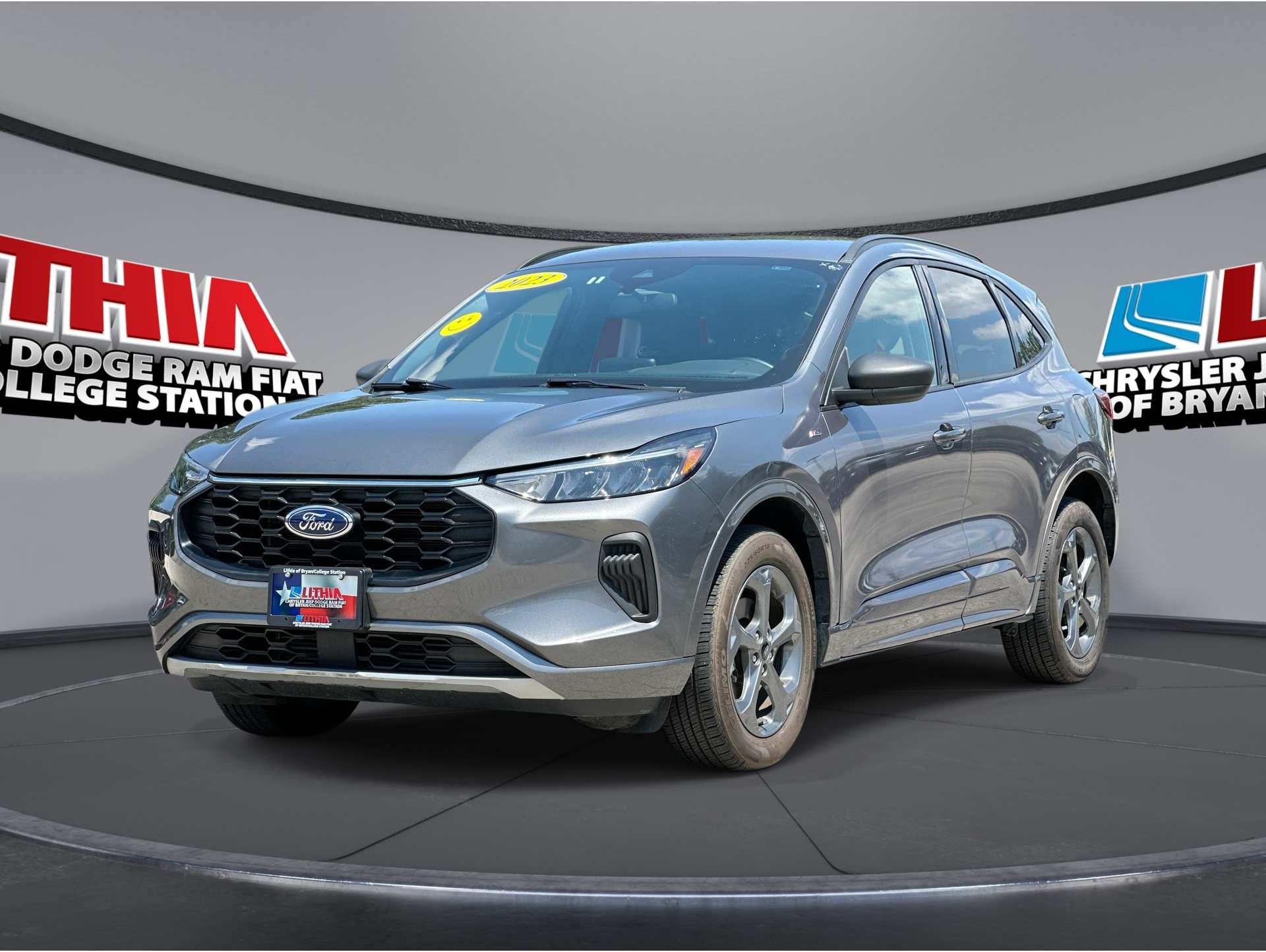 2023 Ford Escape ST-Line's photo