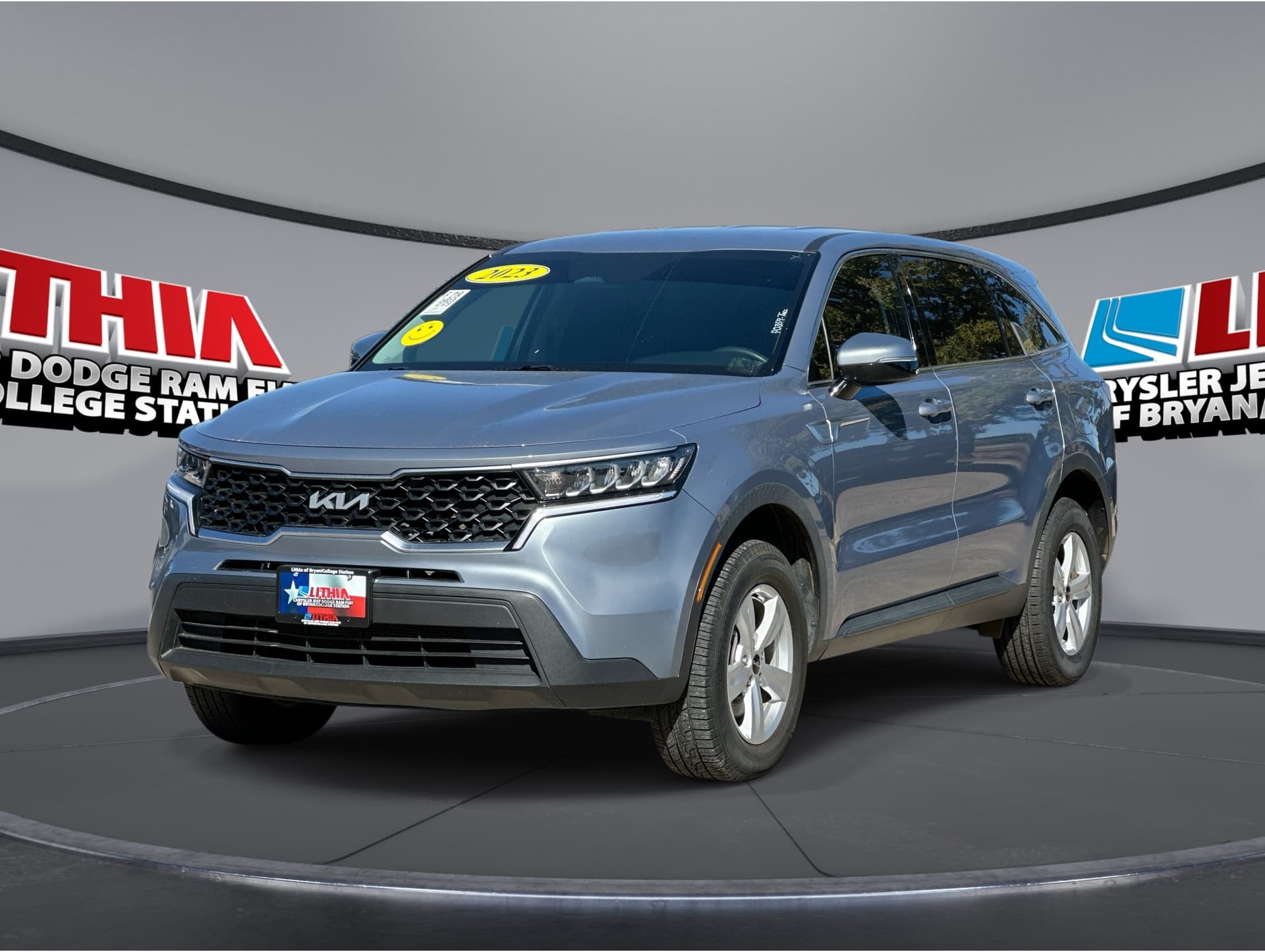 2023 Kia Sorento LX's photo