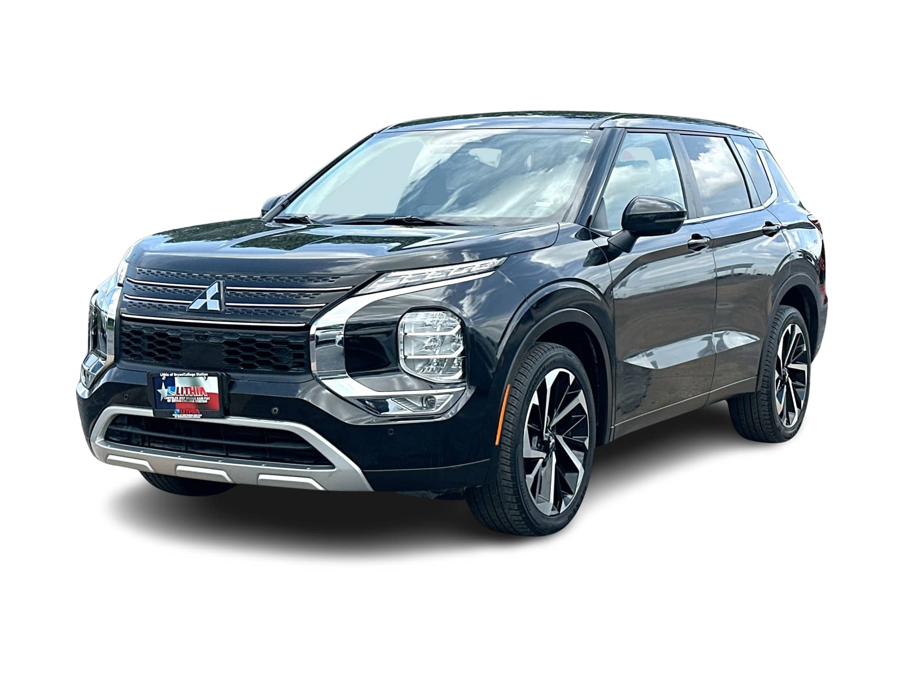 Thumbnail: 2024 Mitsubishi Outlander - 1