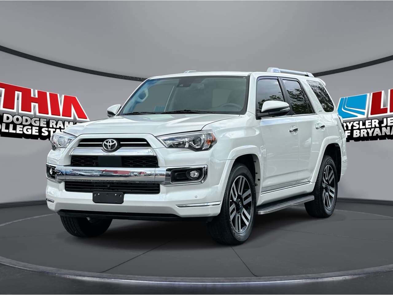 2022 Toyota 4Runner Limited's photo