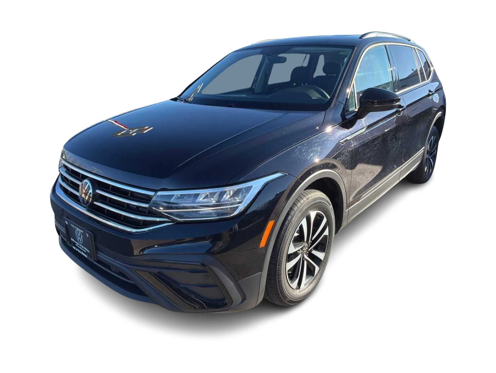 Thumbnail: 2023 Volkswagen Tiguan - 1