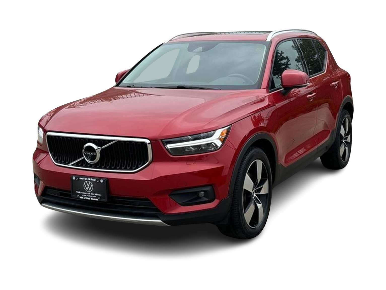 2021 Volvo XC40 T5 Momentum -
                Johnston, IA