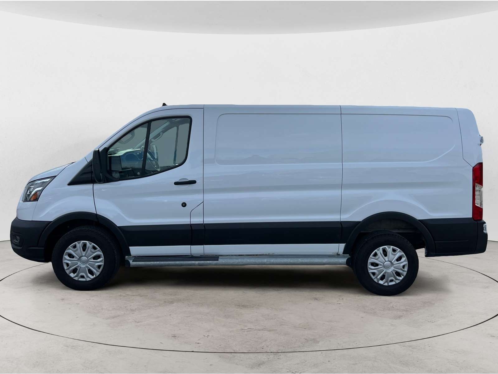 2023 Ford Transit Van Base's photo