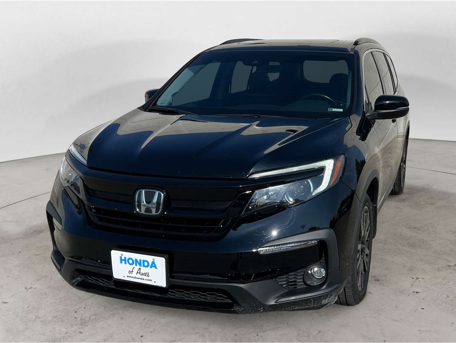2021 Honda Pilot SE's photo