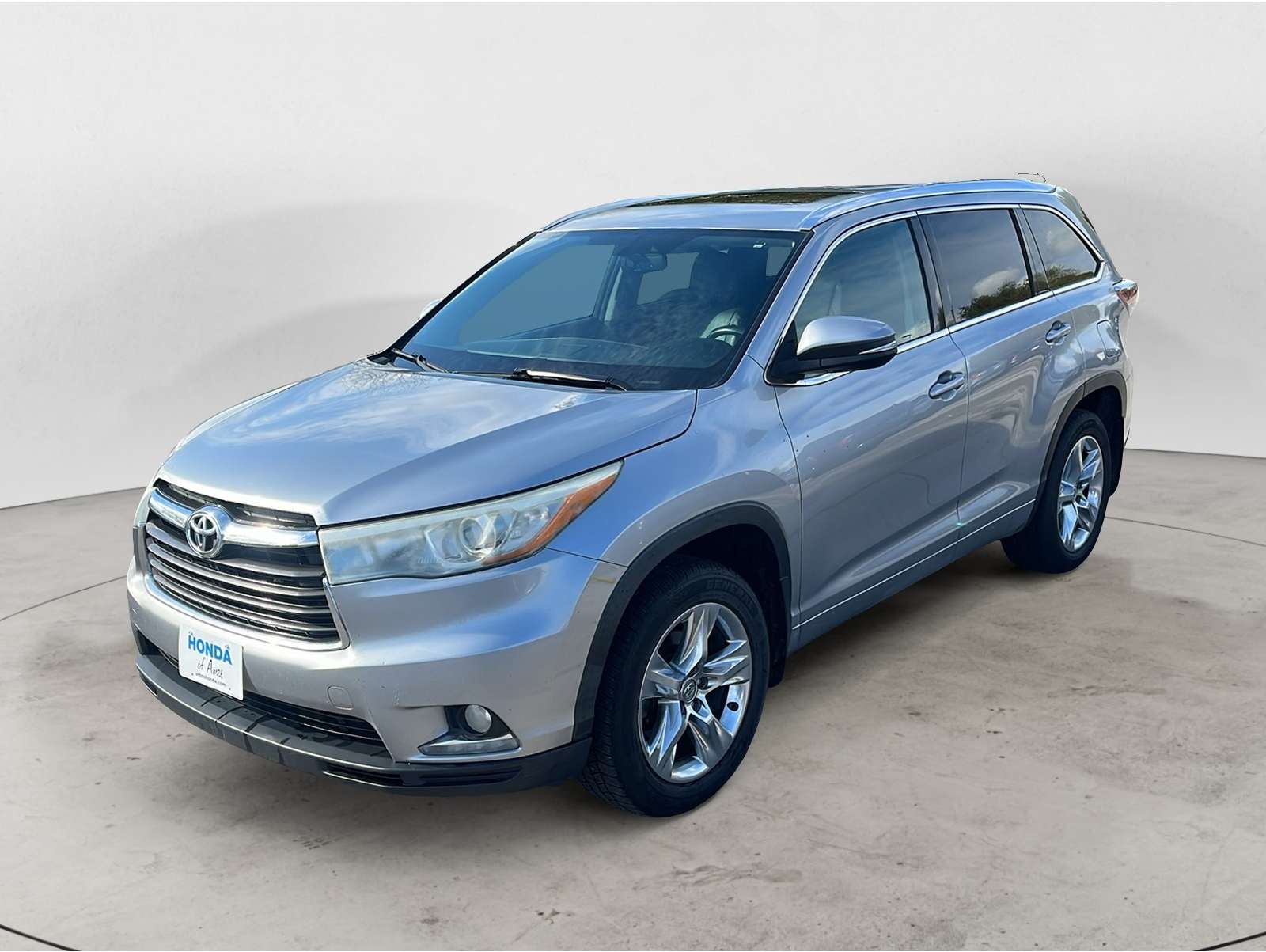 2014 Toyota Highlander Limited's photo