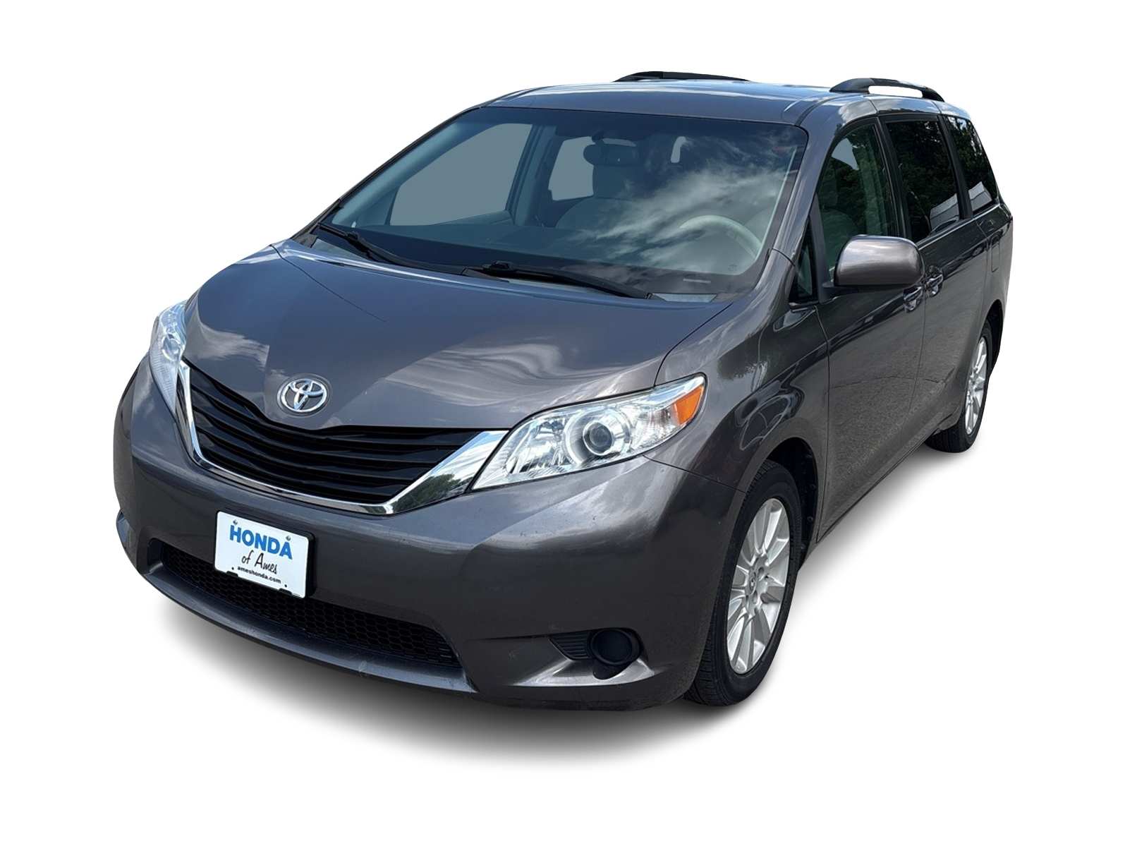 2013 Toyota Sienna LE -
                  Ames, IA