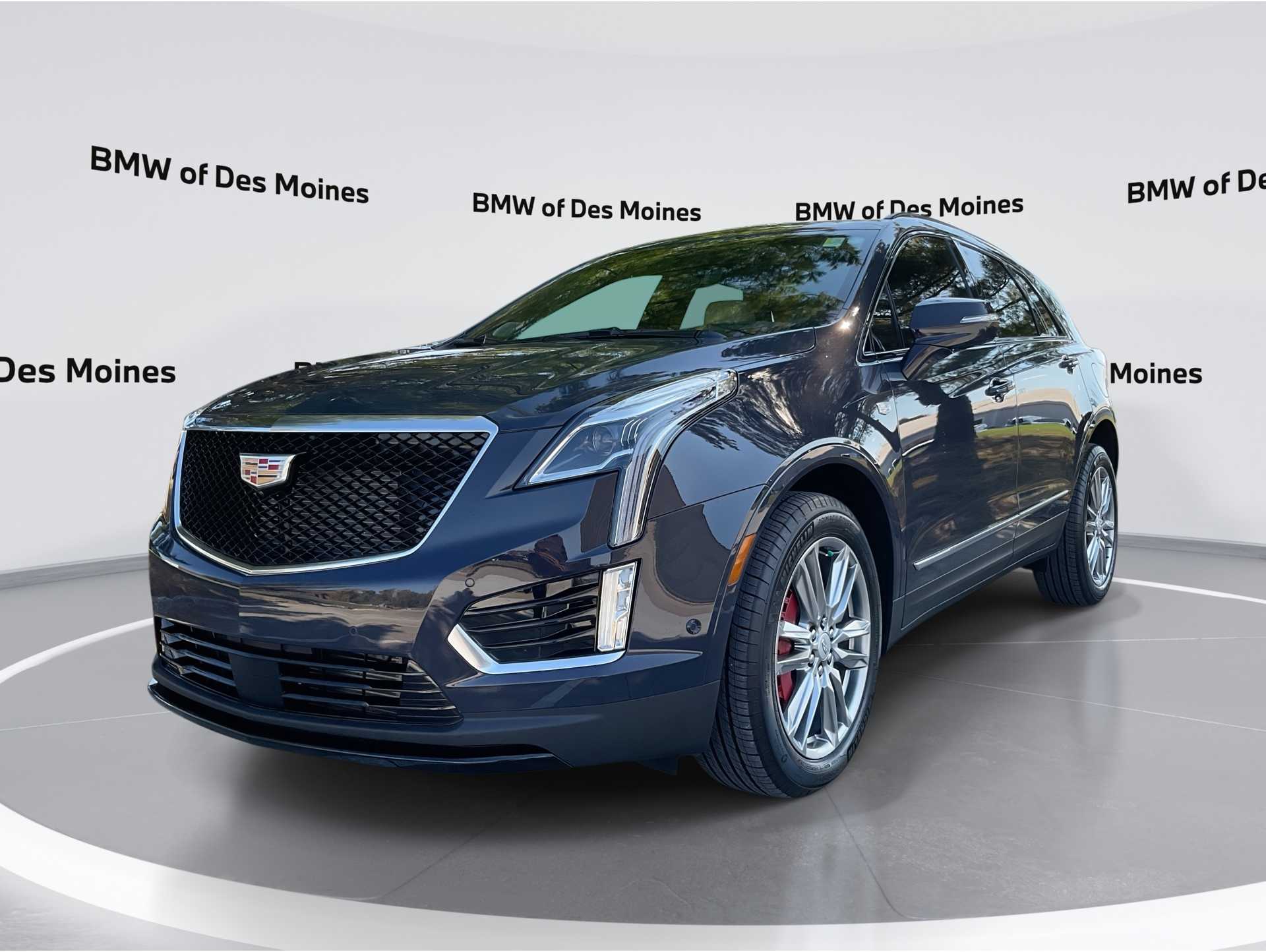 2025 Cadillac XT5 Sport's photo