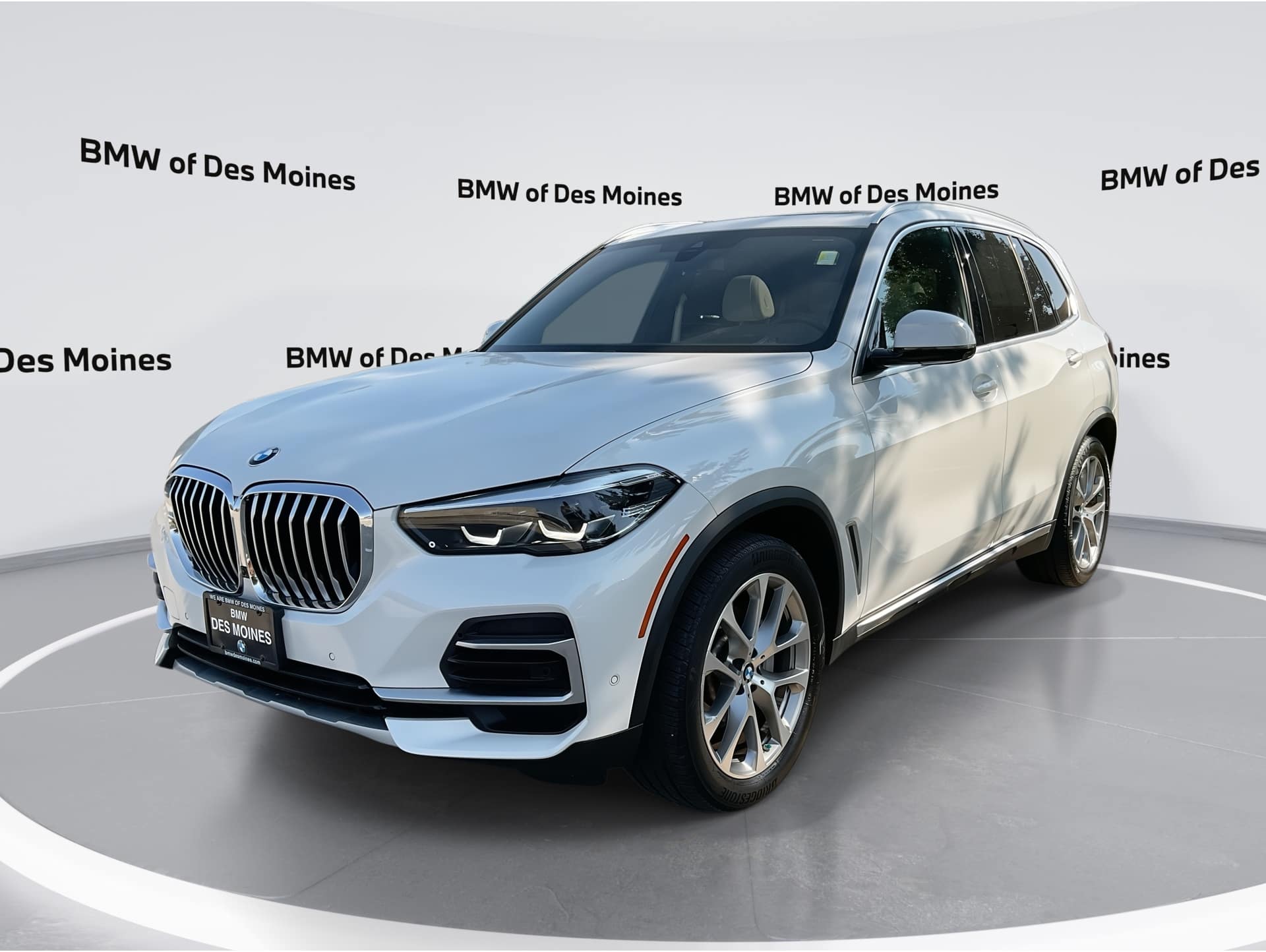 2022 BMW X5 40i's photo